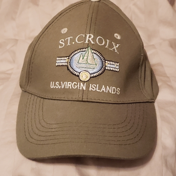 Olive Drab Green hat from the St. Croix pre-owned very good condition - Picture 1 of 4